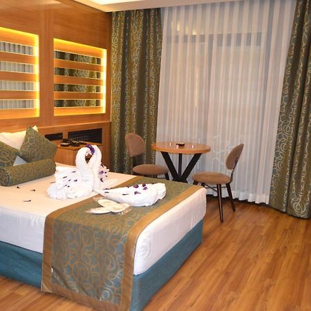Gumus Palace Suites Istanbul Exteriör bild