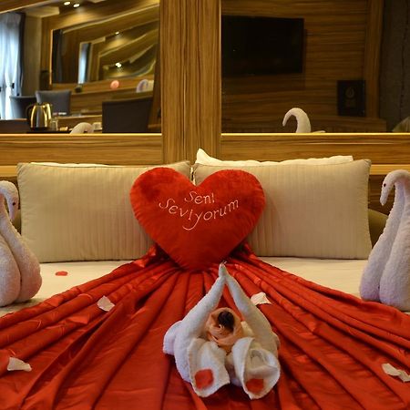 Gumus Palace Suites Istanbul Exteriör bild