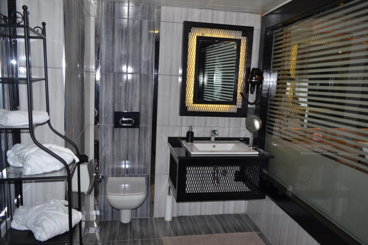 Gumus Palace Suites Istanbul Exteriör bild