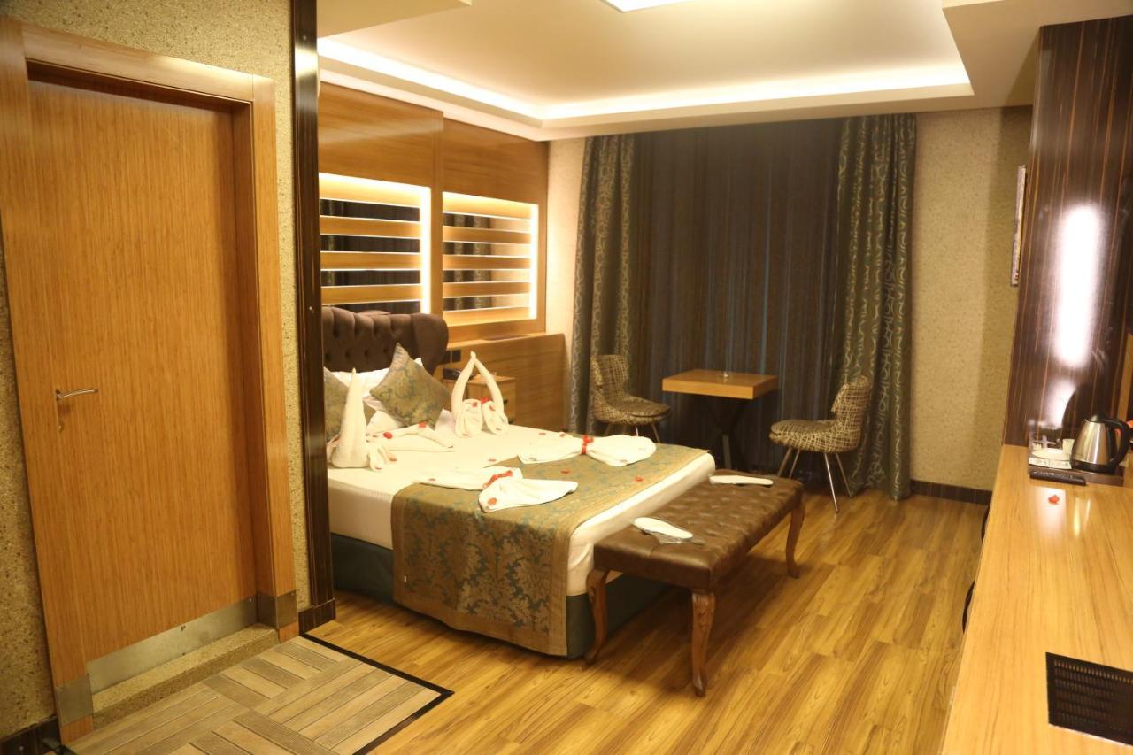 Gumus Palace Suites Istanbul Exteriör bild
