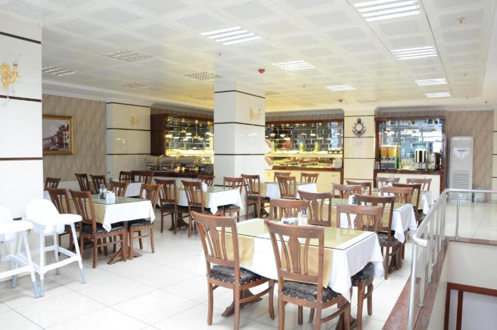 Gumus Palace Suites Istanbul Exteriör bild